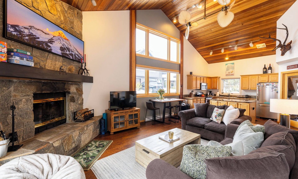 Big Horn Condo | 100 Steps Away, Ski in Ski Out Condo
