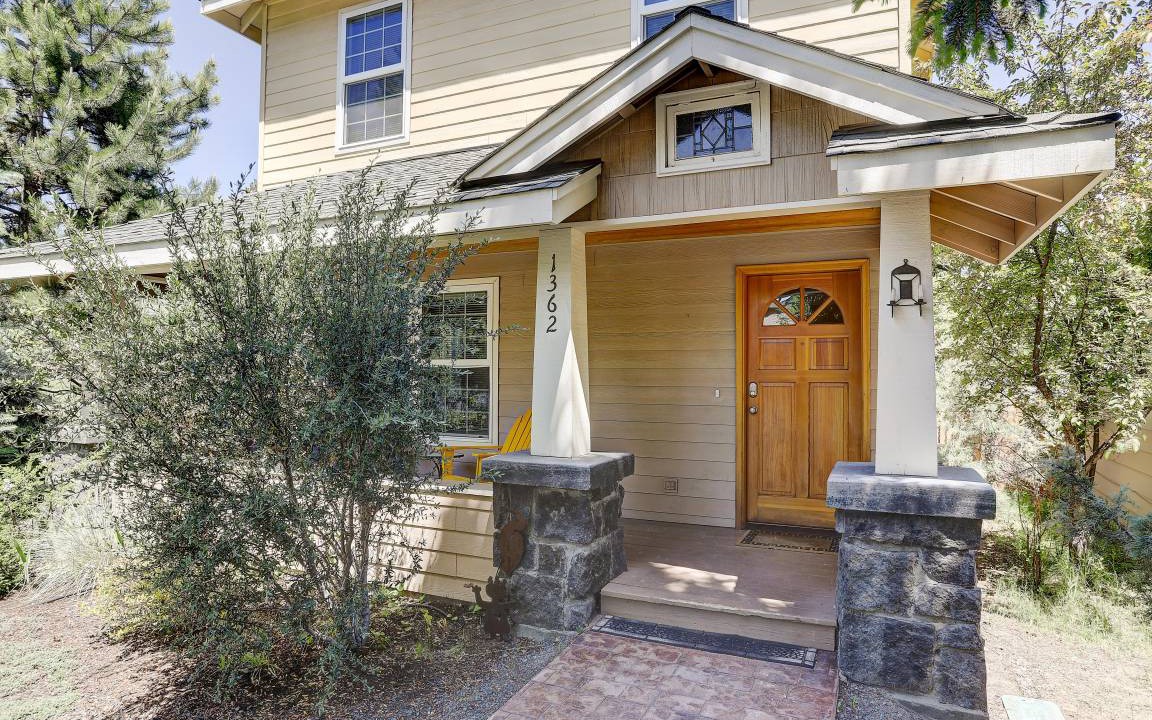 River West House | 136 m² House ∙ 3 bedrooms ∙ 6 guests