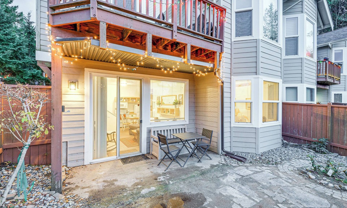 Mount Vernon Apartment | 2 Mi to Dtwn: Mount Vernon Apt w/Private Patio!