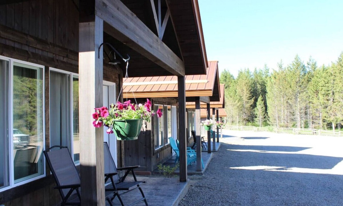 Island Park Ski Chalet | 2 Queen Beds, Full Bathroom, Shared Hot Tub, WIFI