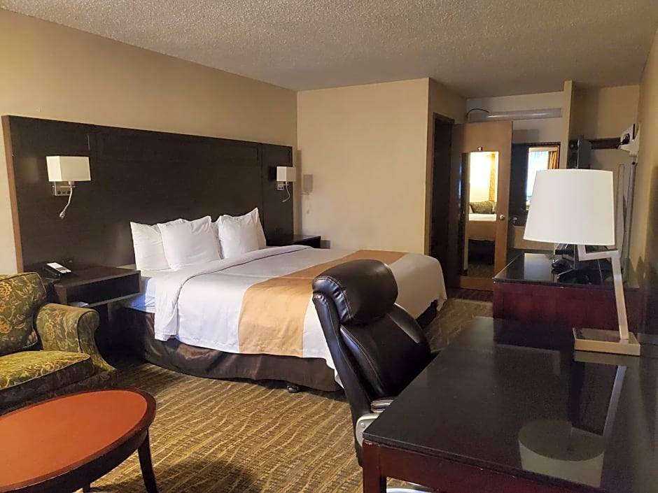 Mount Vernon Hotel | 2-Star Hotel ∙ Quality Inn Mount Vernon