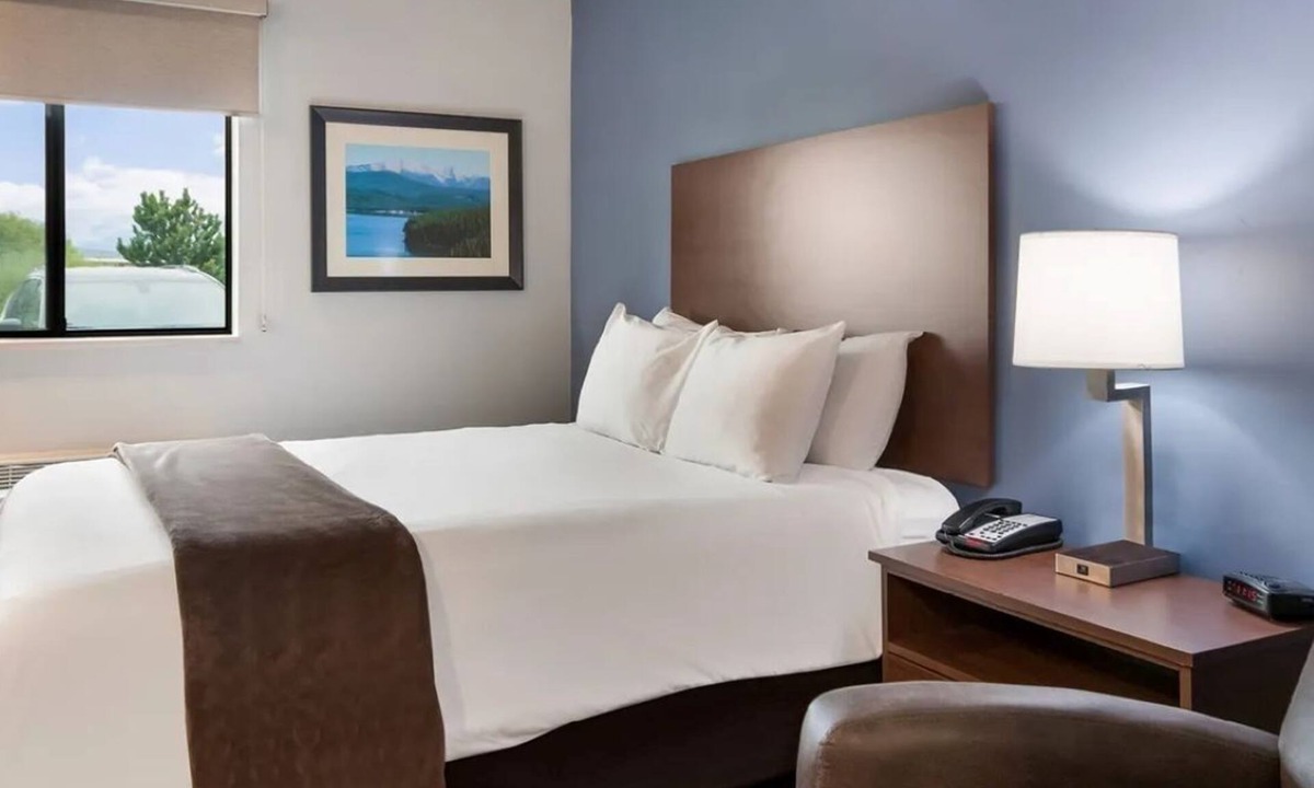 Pasco Hotel | 2 Units | w/Kitchenettes | Near Tri Cities Center