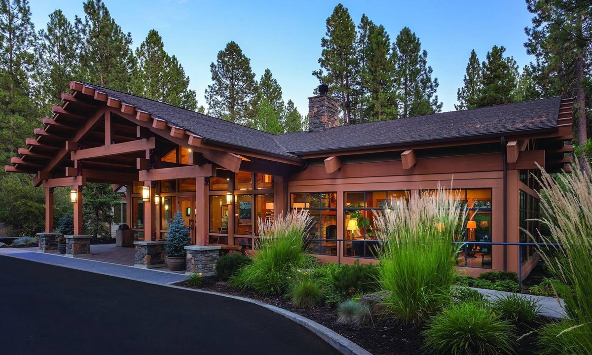 Bend Resort | 300 days of annual sunshine!