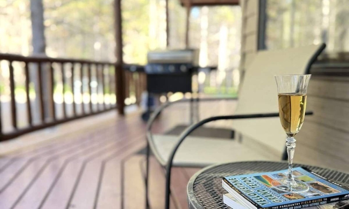 Island Park Cabin | 34 MI to YNP | Hot Tub | Near Local Boat Launch