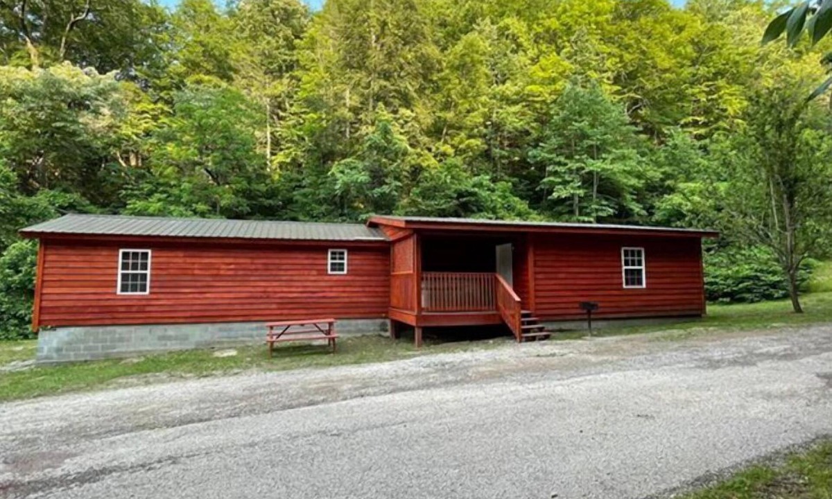 Lejunior Cabin | 3BR, 2 Bath Cabin with full kitchen, living room, and hot tub.