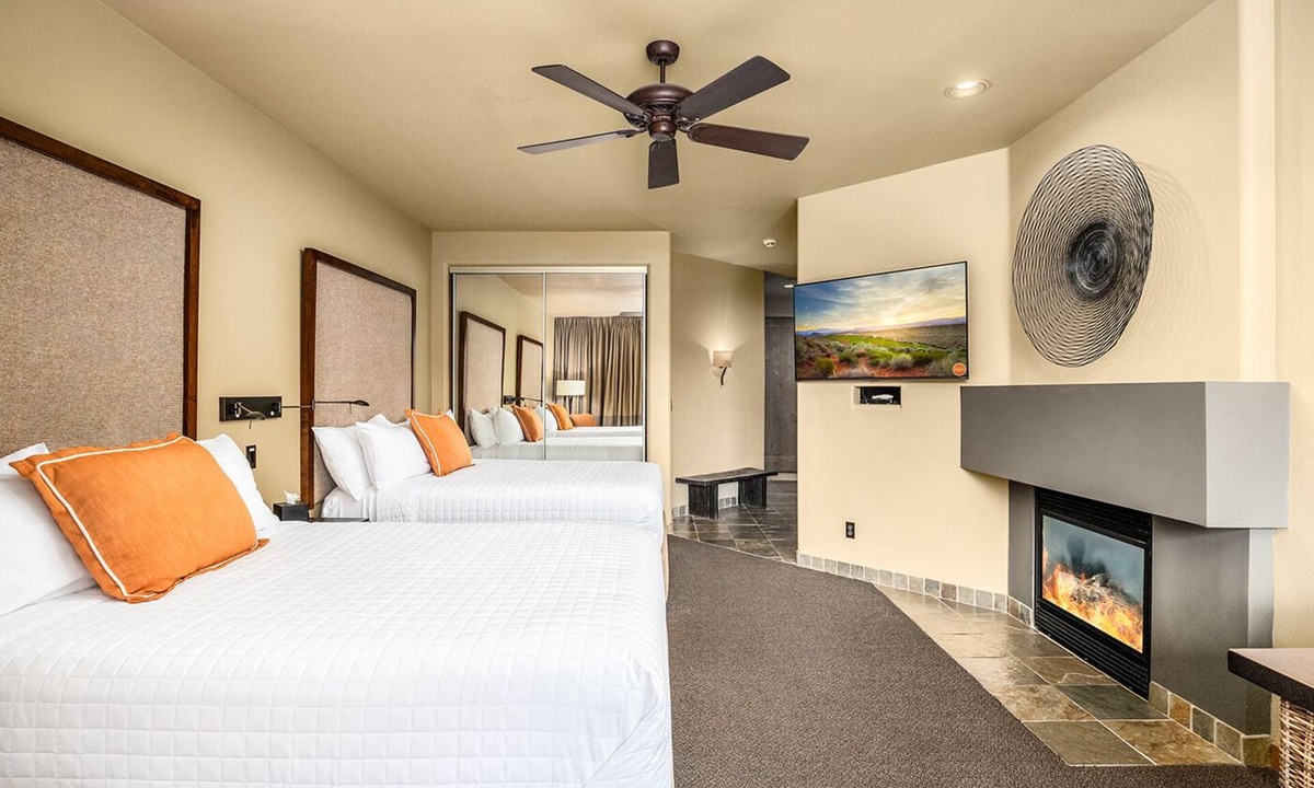 Ivins Villa | 4 Charming Suites in a Modern Desert Charm Near Hiking Trails - 1.9 miles