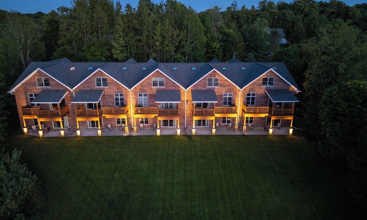 Ludington Condo | #4 Lakefront Hamlin Lake Retreat - Sleeps 10