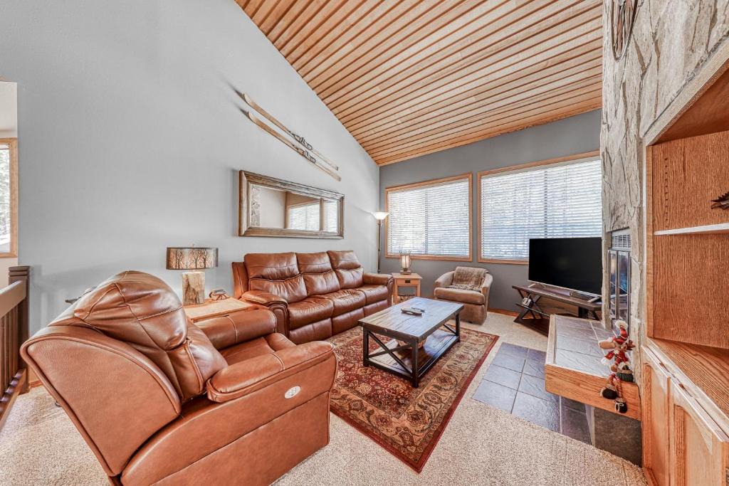 Sunriver House | 5 Spyglass