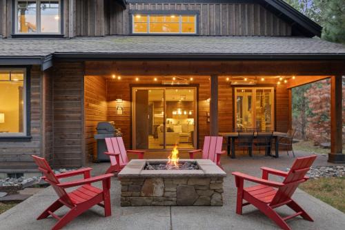 Cle Elum House | 5BR Forest Fairway View Gameroom Chefs Kitch BBQ