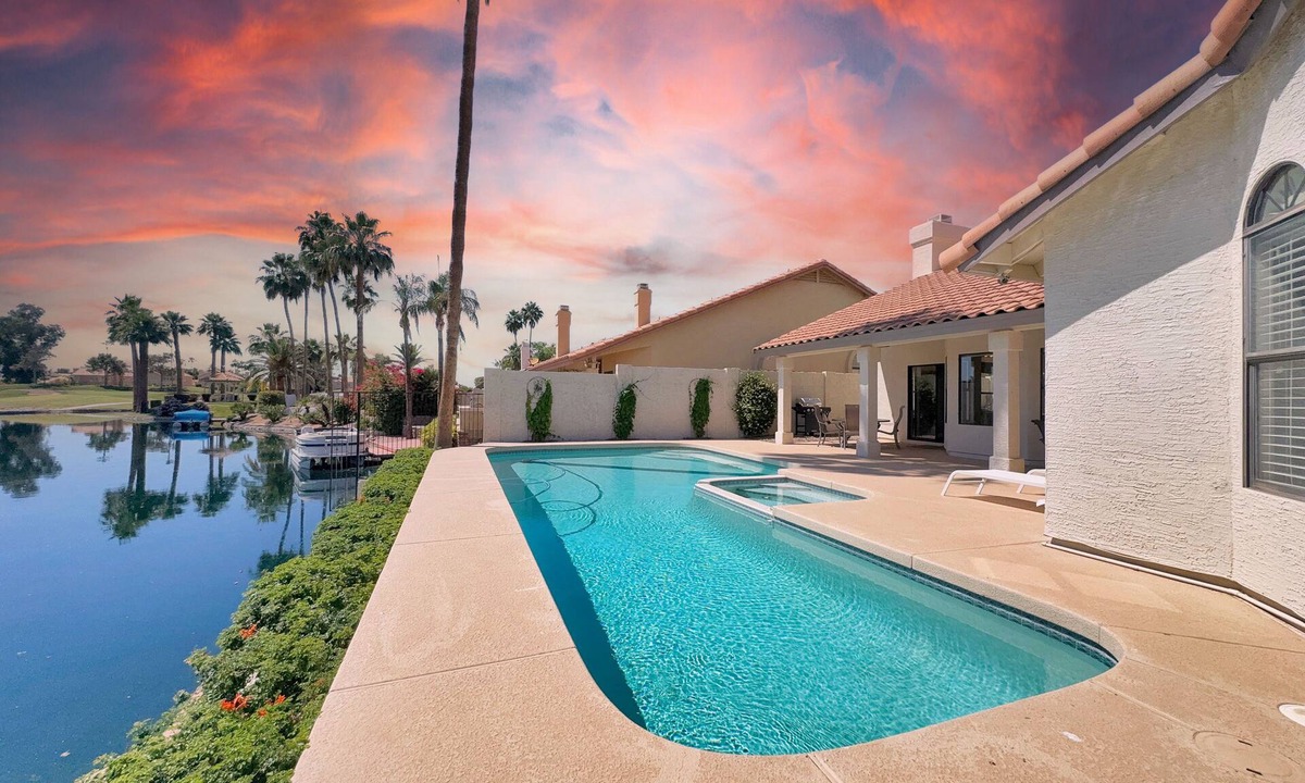 Island at Ocotillo House | 8BR complex w 2 pools, lake view, sleeps 18