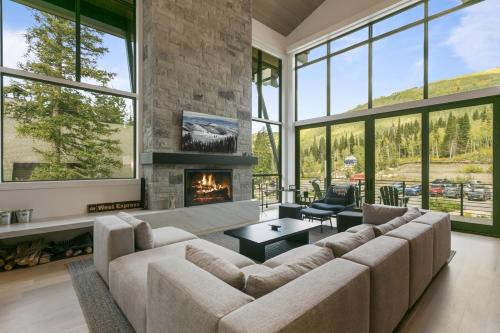Salt Lake Mountain Resorts House | 9401 - Silver Aspen - Five Bedroom Luxury Townhome