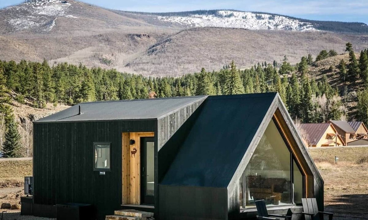 South Fork House | A-Frame Cliffside Elk Cabin