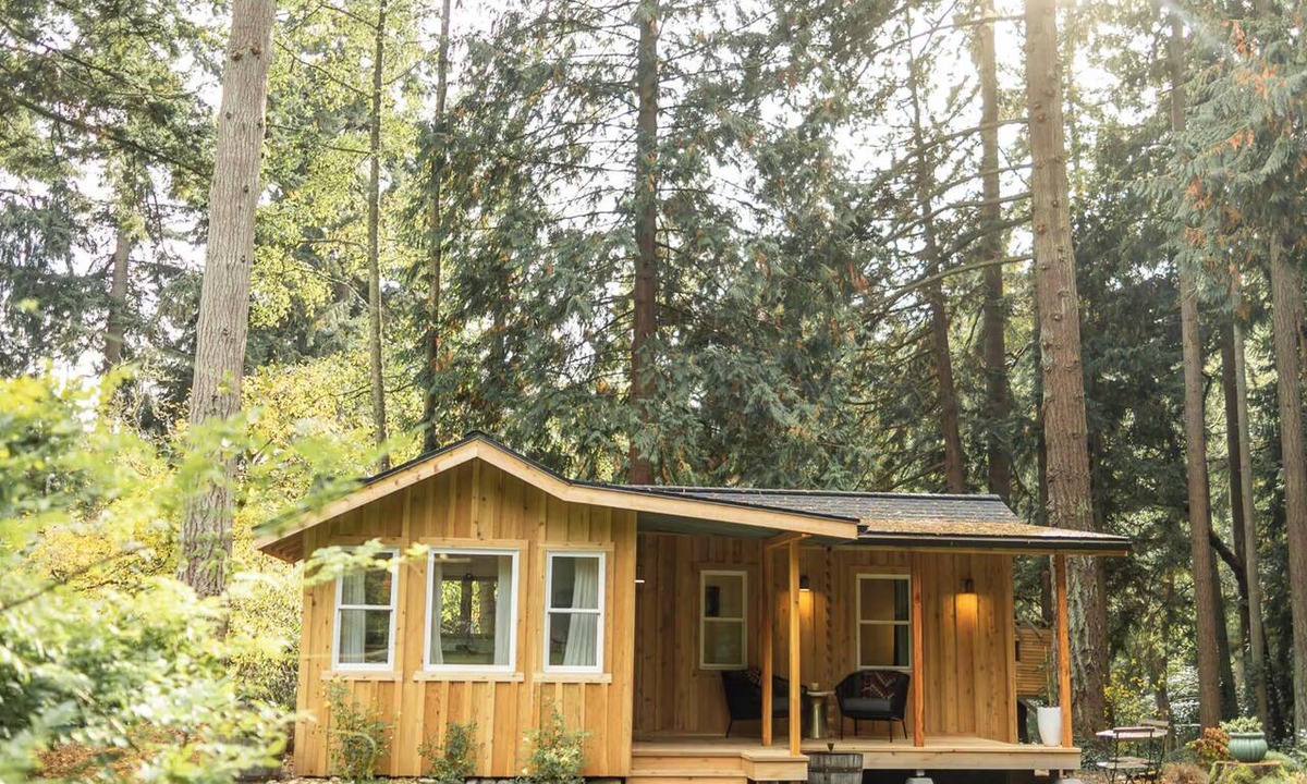 Rollingbay Cottage | Adorable 1-bedroom cottage with AC on beautiful Bainbridge Island