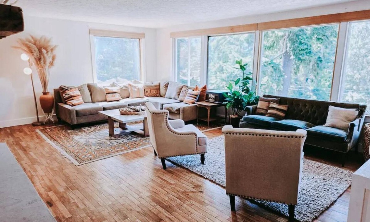 Sandpoint House | Alpacas Hot Lake View Hot Tub Near Schweitzer