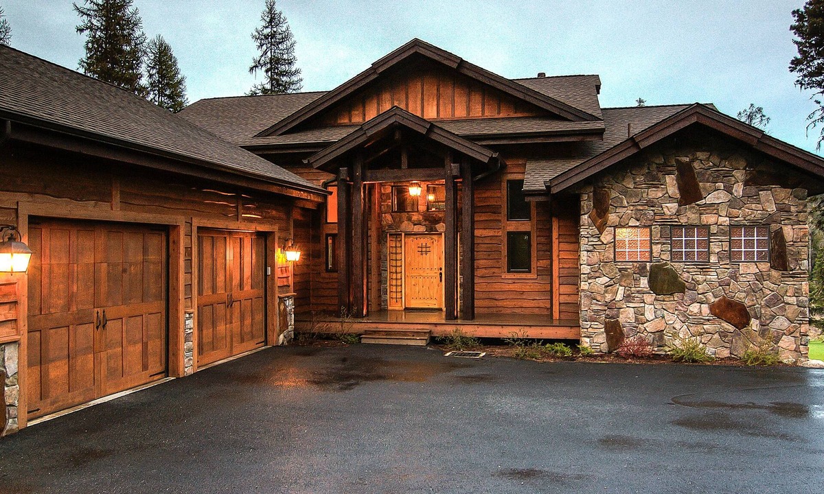 Priest River Cabin | Amazing Cabin on Priest Lake Golf Course w/Gorgeous Mtn Views, minutes to beach