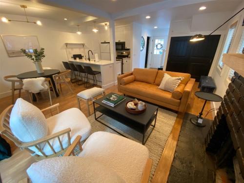 Ketchum House | Andora Villa #123 Newly Remodeled 2 BR/2Bath, Centrally Located, Close to Town Center