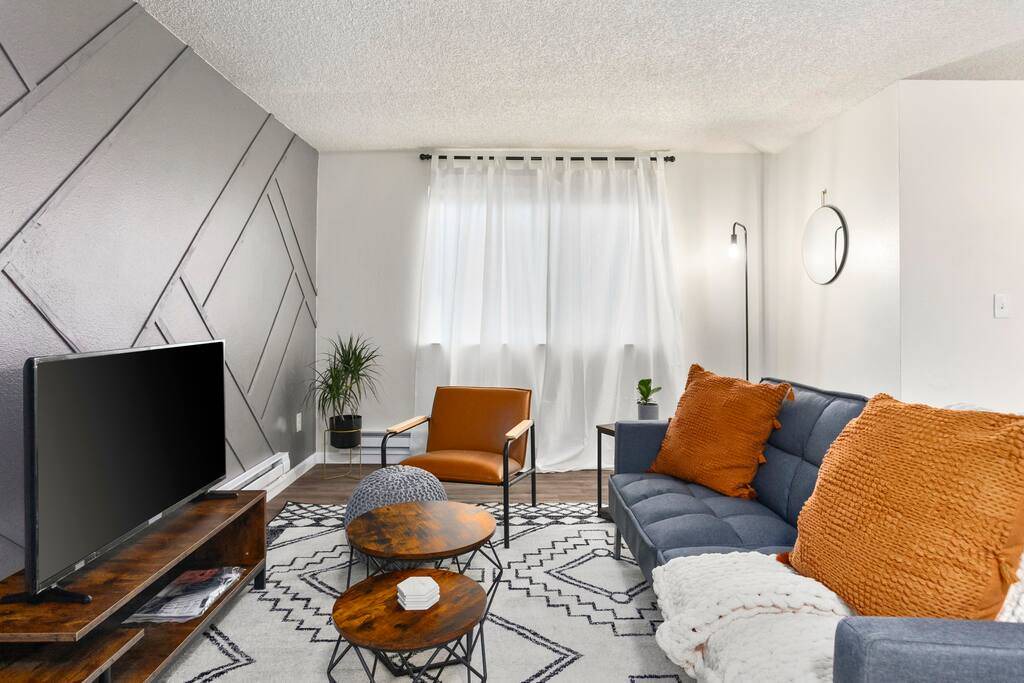 Eastside Apartment | Apartment ∙ 2 bedrooms ∙ 4 guests