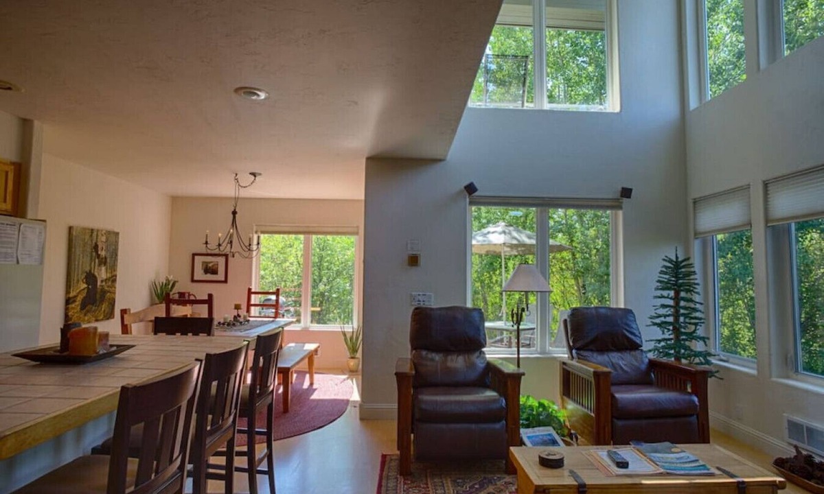 Driggs Villa | Aspen Grove Retreat: Fireplace, Balcony, Close to Grand Targhee