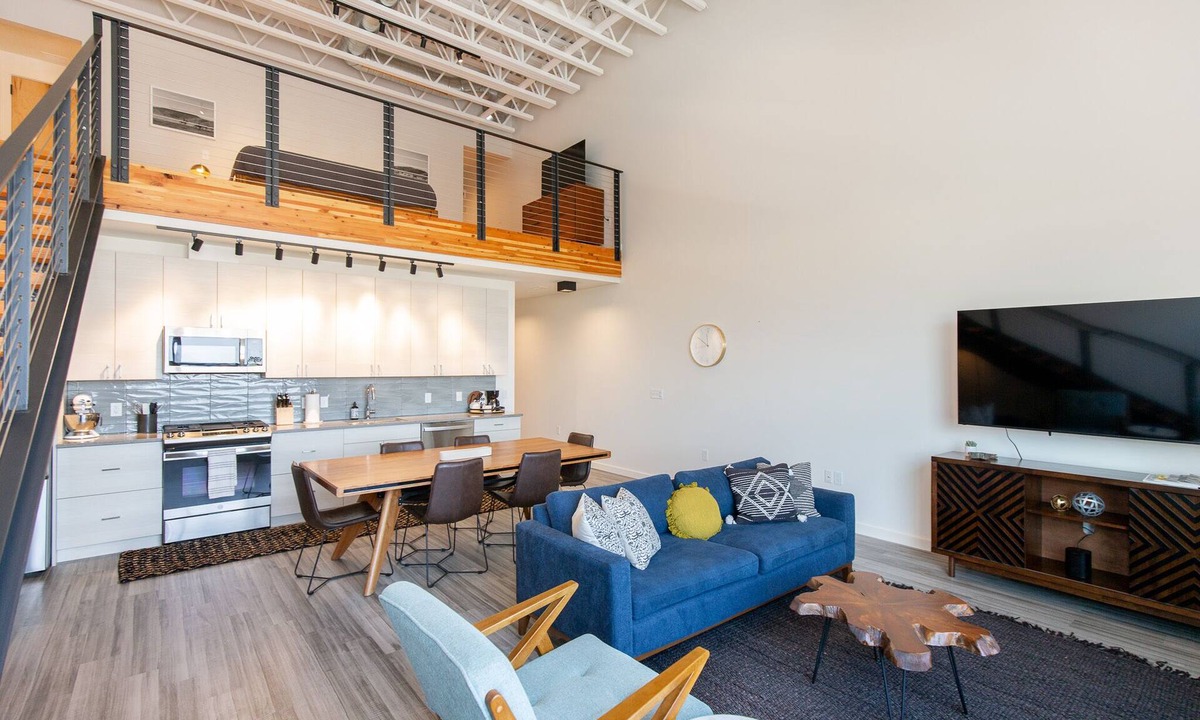Bozeman Condo | Aspen Hideout:Midtown Bozeman