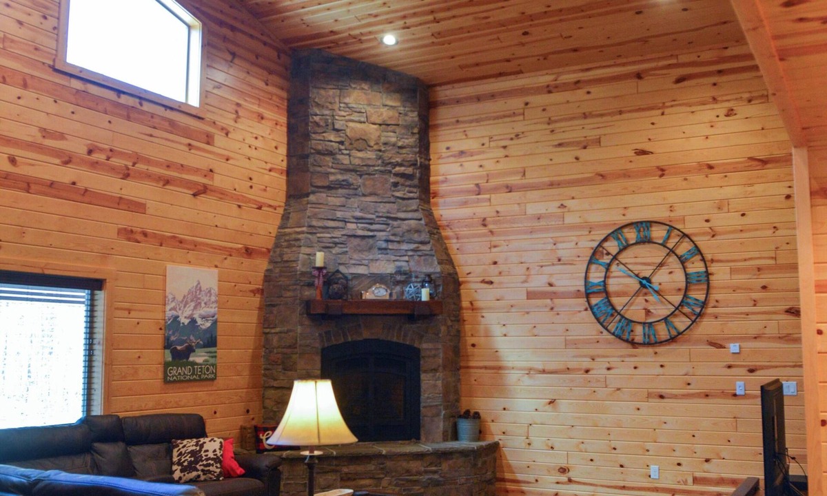Island Park Cabin | Beautiful cottage in the heart of Island Park