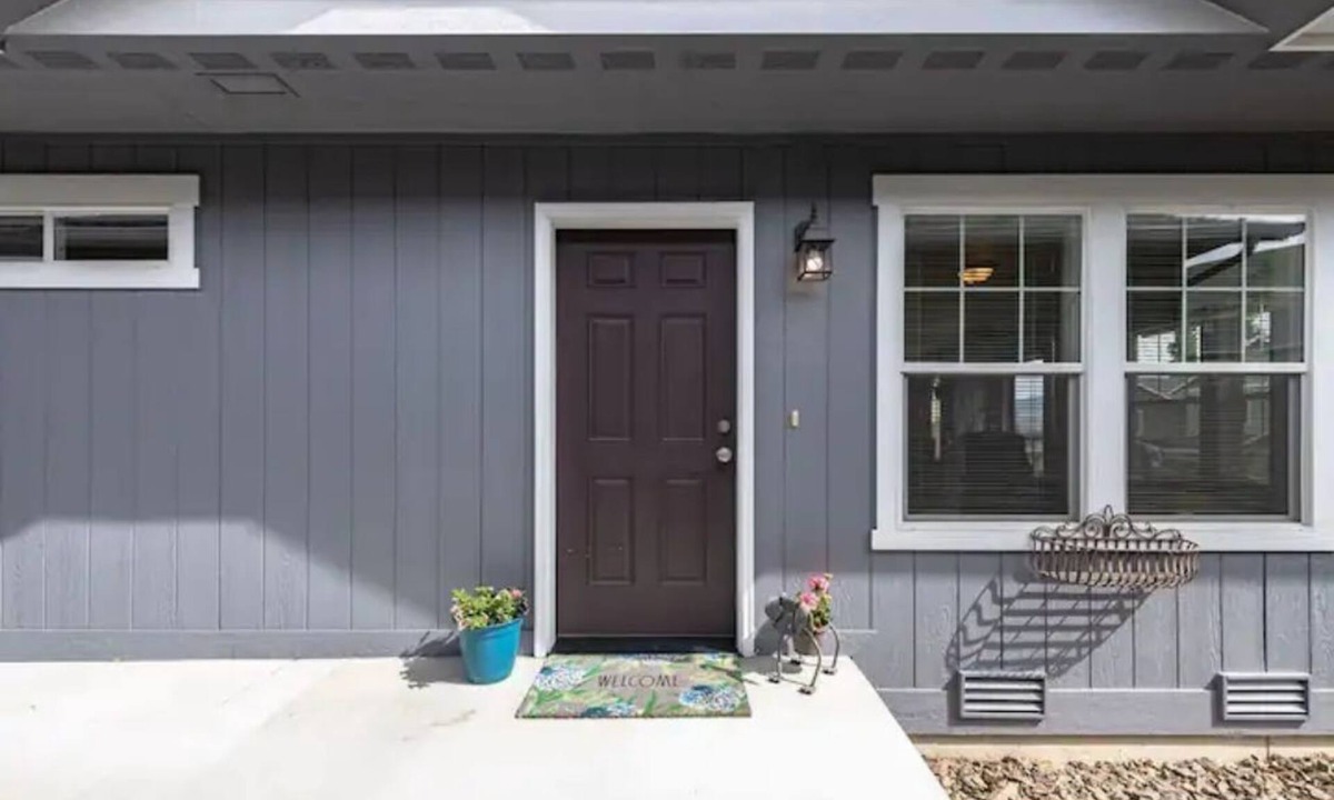 Wenatchee Cottage | Beautiful Cozy Cottage – Perfect for Work, Adventure & Relaxation