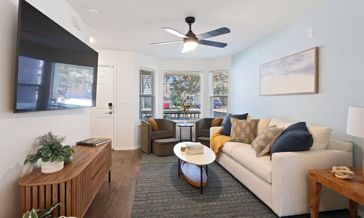 Boise Bench House | Beautiful Home: Near DT/BSU + Fire Pit + Grill