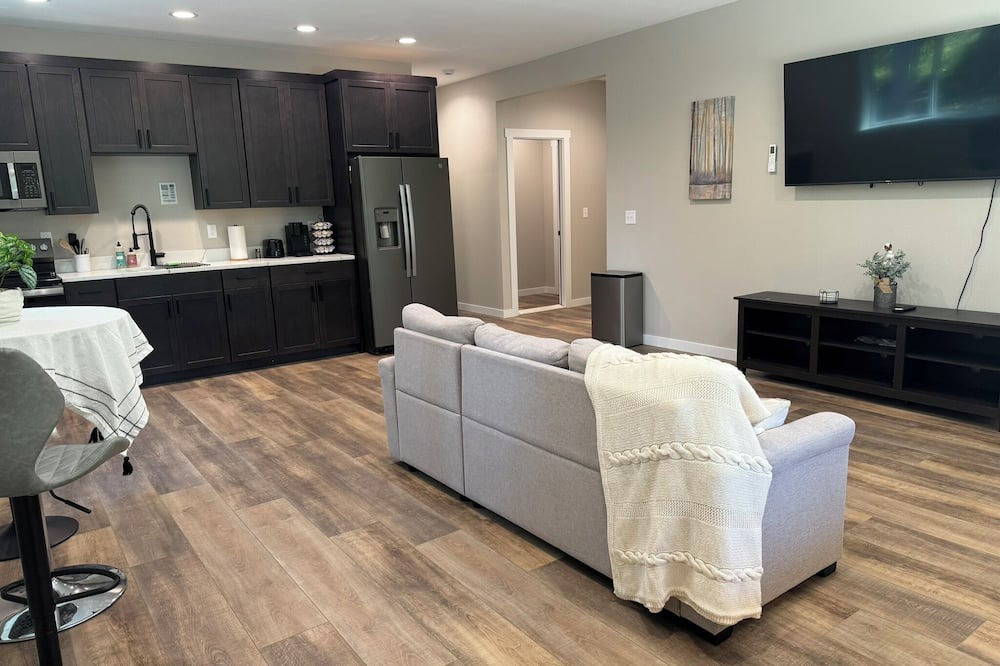Belfair House | Beautiful home to relax & unwind