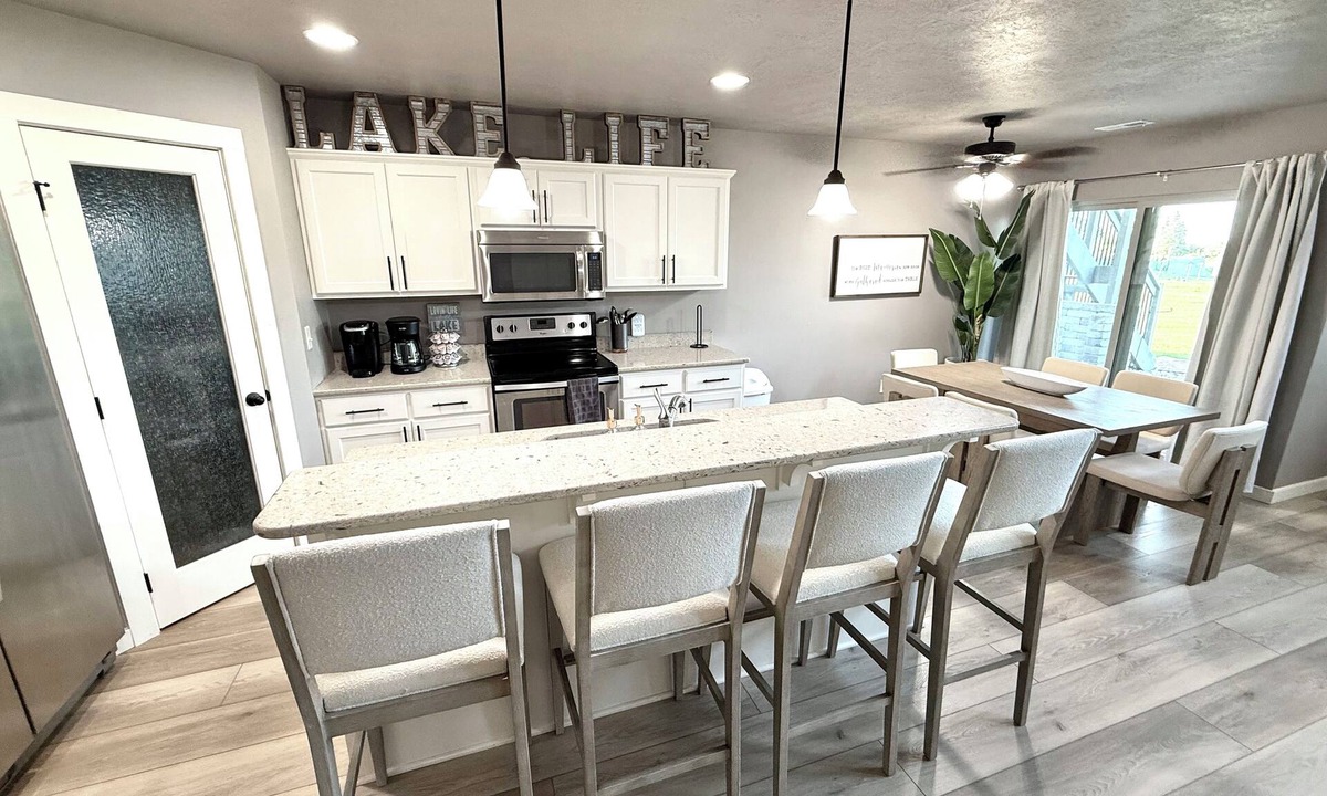 Spirit Lake Cabin | Beautiful Okoboji Lake Cabin at Bridges Bay Resort