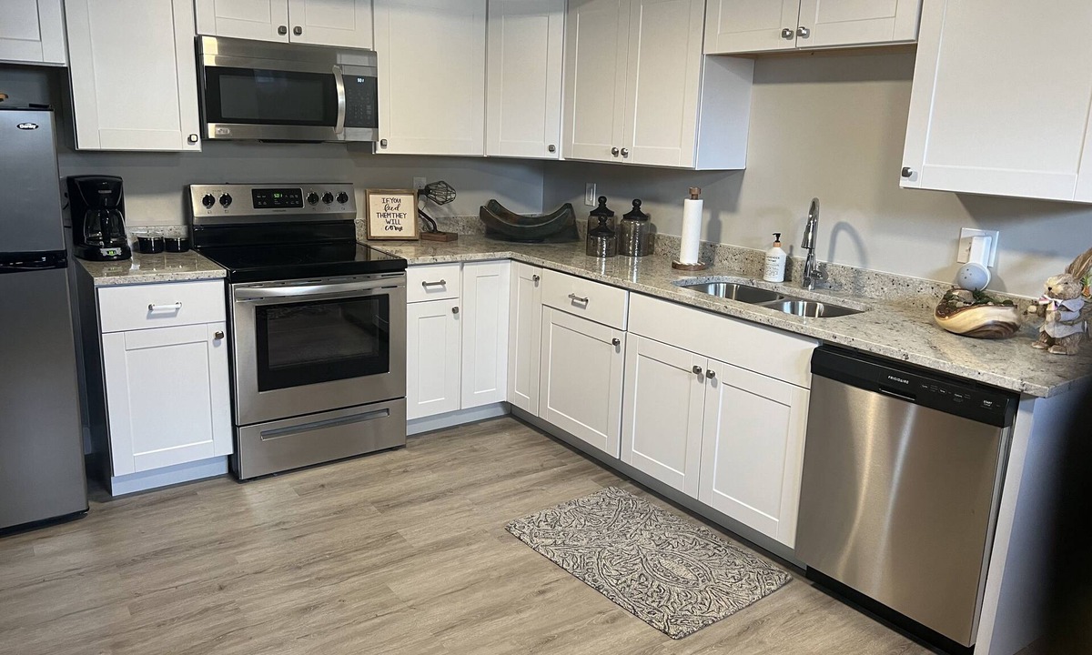 Washington Terrace Apartment | Beautiful private basement apartment