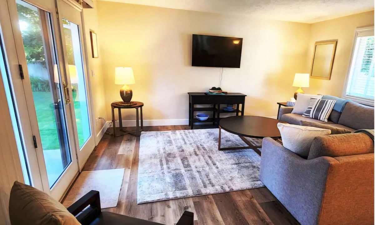 Idaho Falls House | Beautifully Updated Home on Oak Trail Drive in IF