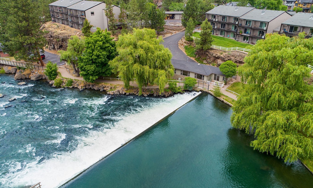 Bend Hotel | Bend Riverside Rentals
