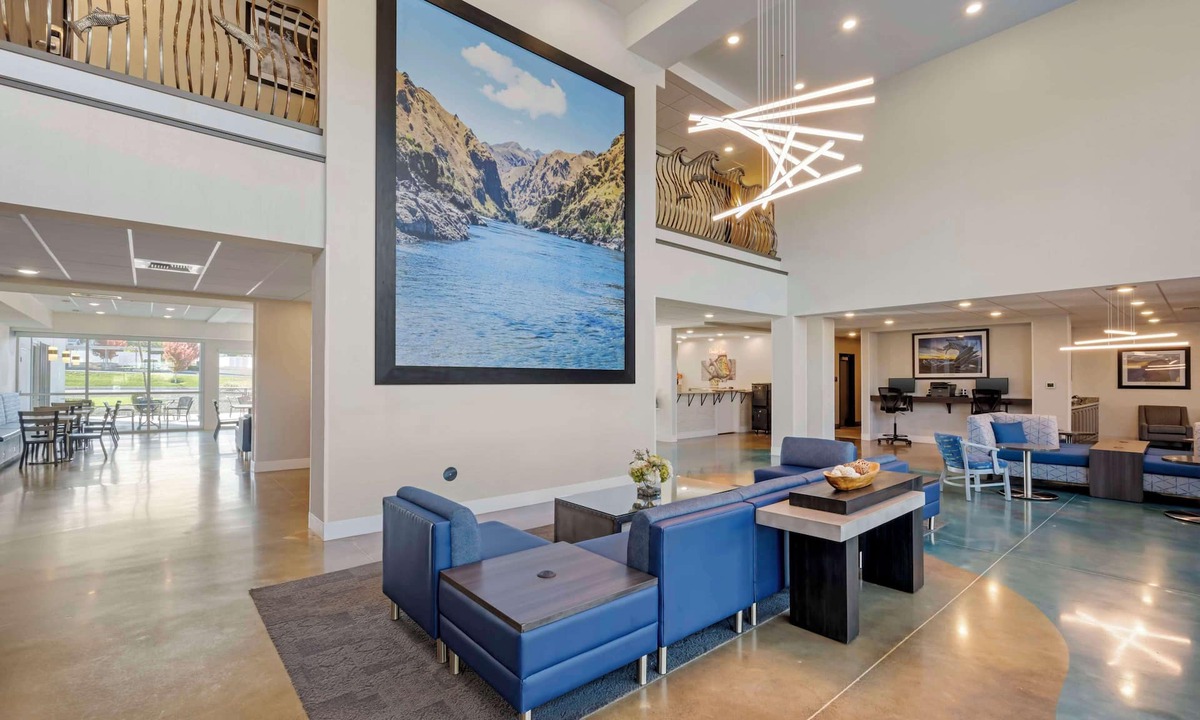 Clarkston Hotel | Best Western Plus The Inn at Hells Canyon