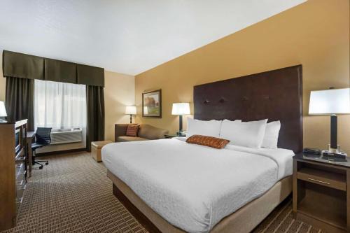 Yakima Hotel | Best Western Plus Yakima Hotel