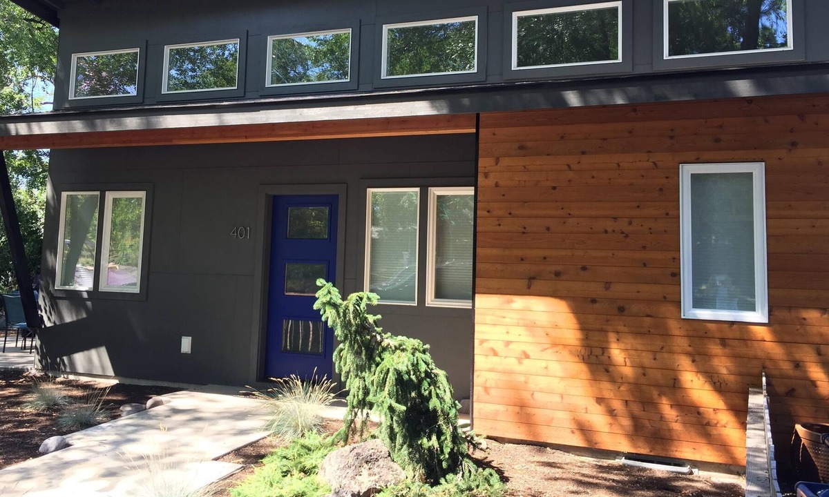 Old Bend Cottage | Big Lava- Modern in Downtown Bend, Perfect Location, 100+mbps Wifi