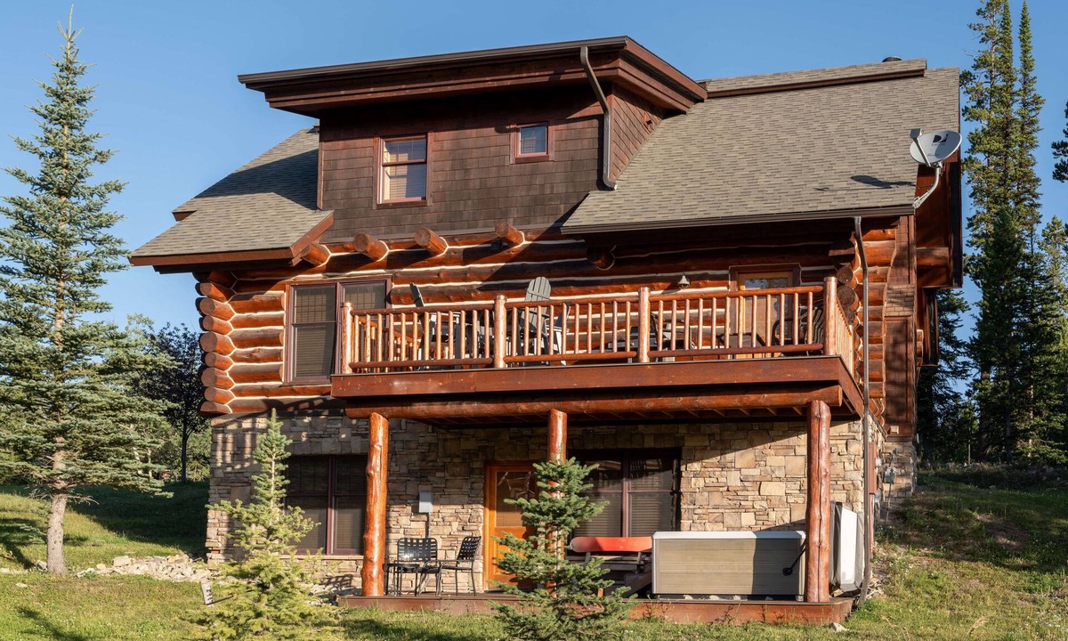 Powder Ridge Cabin | Big Sky Vacation Rentals: PR Little Shadow 7