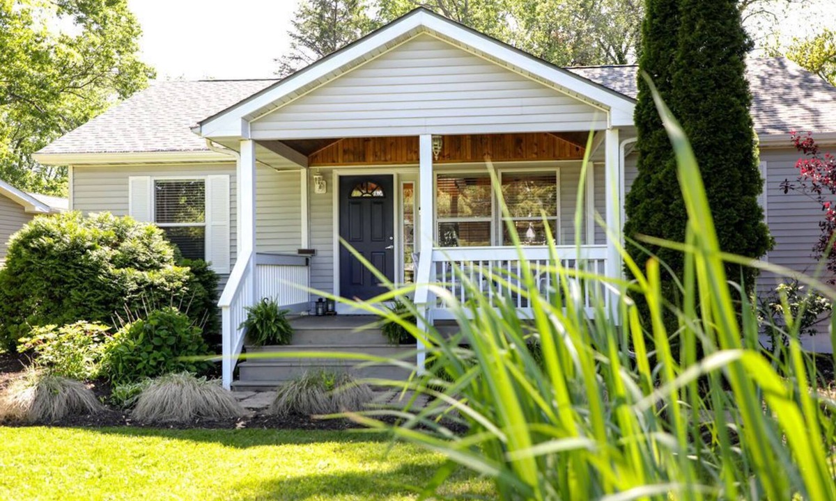 New Buffalo Cottage | Blue Haven Cottage - New Buffalo Beaches, Wineries & Breweries