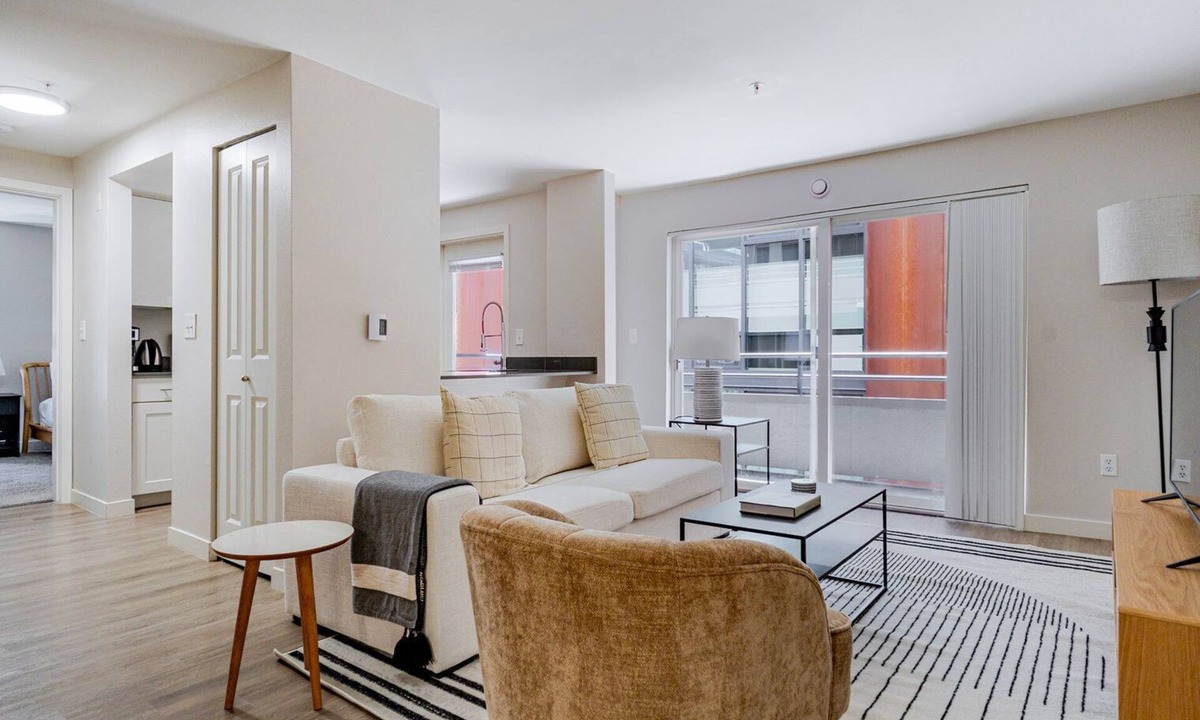 Cascade Apartment | Blueground | South Lake Union, view, nr Lake Union