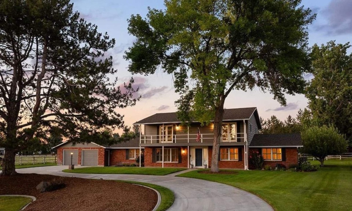 Southwest Ada County Alliance House | Boise Farmhouse Escape Acreage, Comfort & Space.Spacious 5-bedroom house