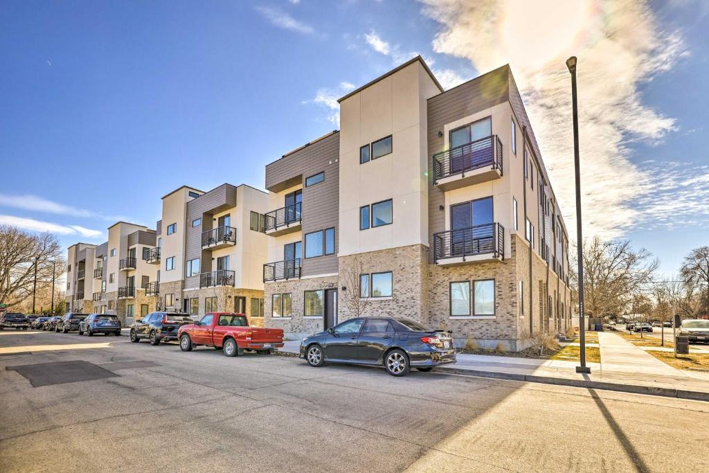 Veterans Park House | Boise Townhome w/Rooftop Deck, 2 Mi to Downtown!