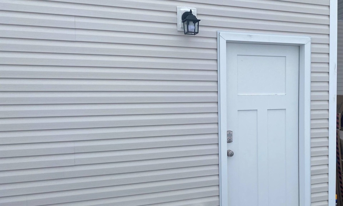 Inkom Apartment | Brand new 3-bedroom separate entry basement apartment in beautiful Inkom Idaho