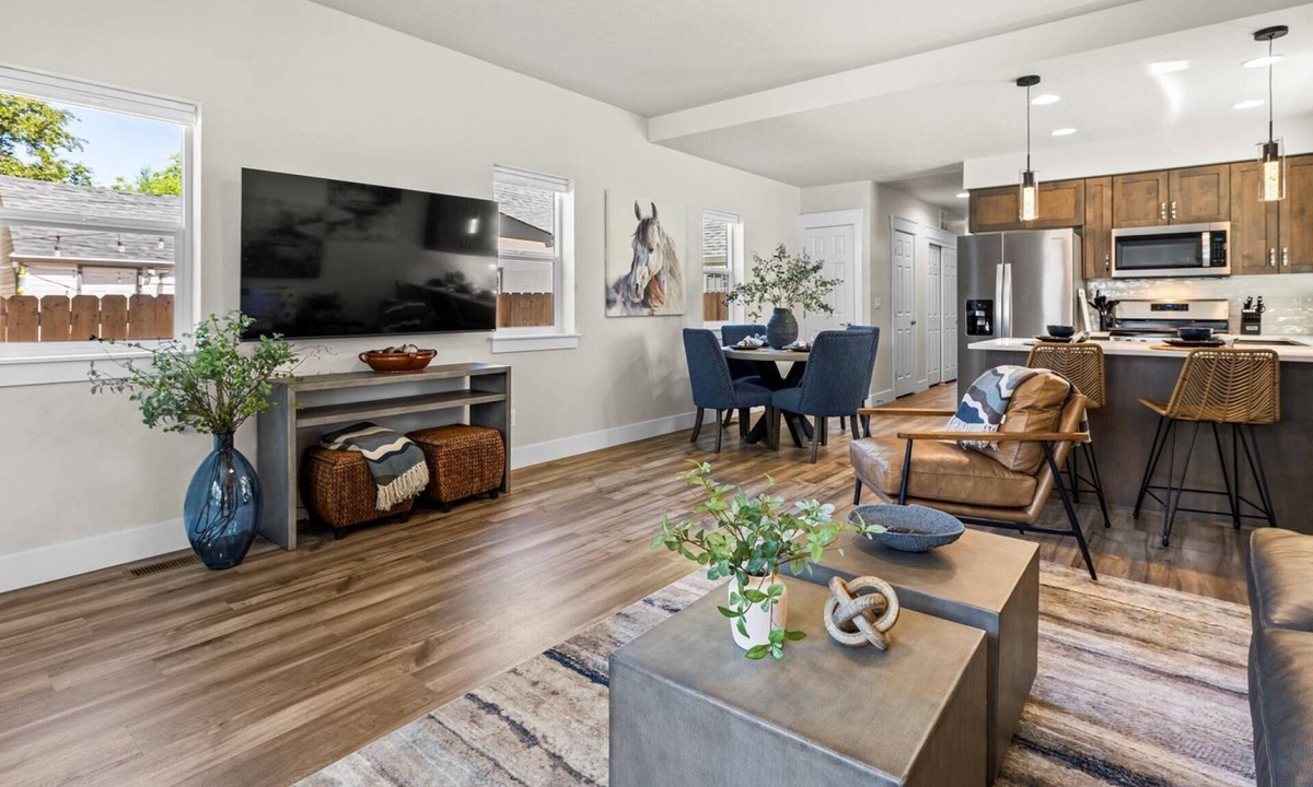 Boise Bench House | Brand New Dog-Friendly Getaway! Perfectly Positioned for Boise Adventures! Walk to Grocery & More!