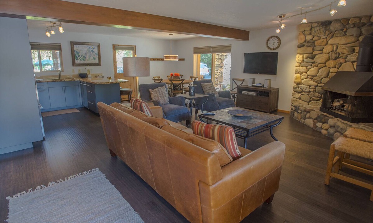 Ketchum Condo | Brand New! Remodeled 2 bed condo. This is the best location in Ketchum!