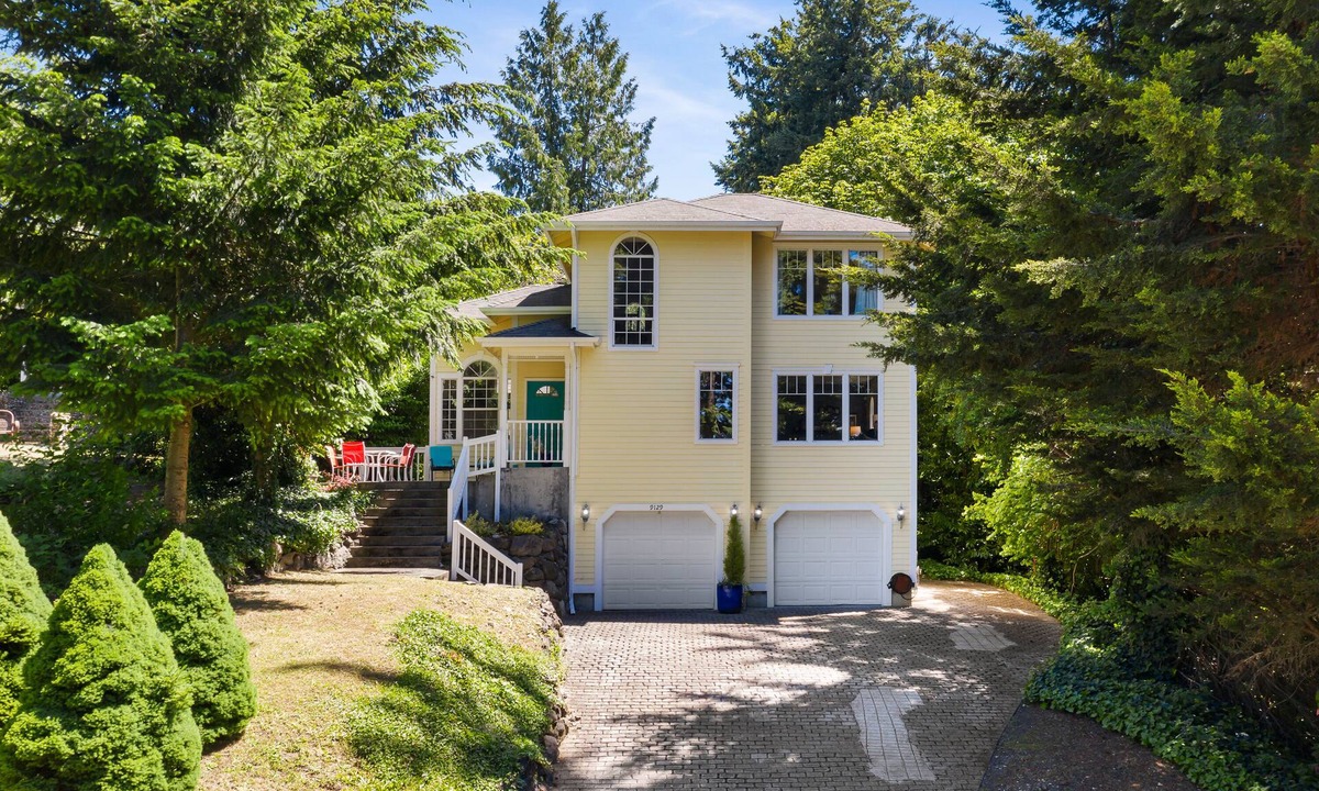 Lakewood House | Breathtaking Sunsets @ 4BR Sunny Days Lakehouse