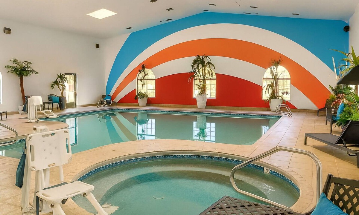 Window Rock Hotel | Budget-Friendly! Free Breakfast, Pets Allowed, Near Gallup Cultural Center