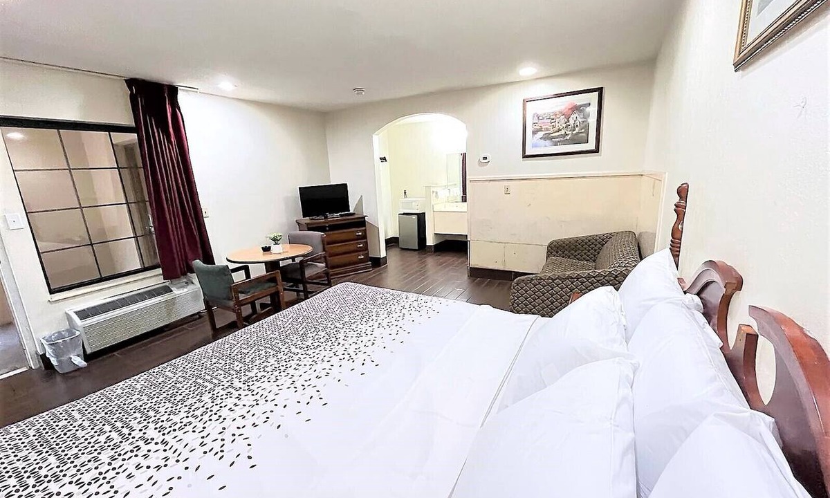 Northport Hotel | Budget Inn