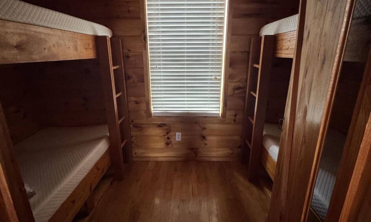 Chewalla Cabin | Cabin 4 at Lamb Ranch
