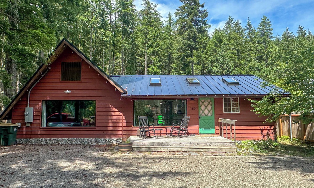 Packwood Cabin | Cabin at the Forest Edge | Hot tub, pet friendly