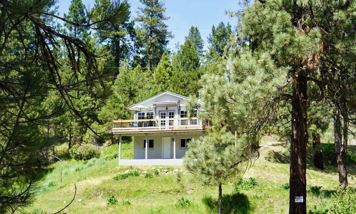 Boise Cabin | Camp Clear Creek