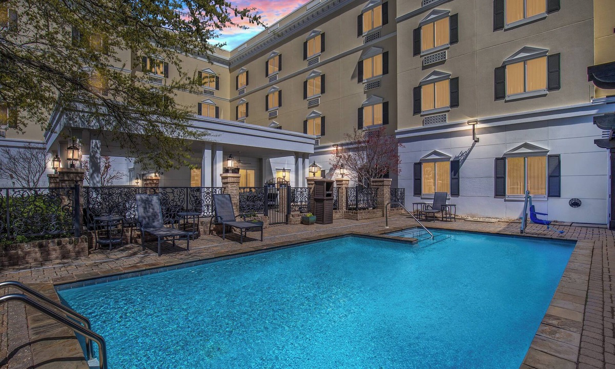Central Business District Hotel | Candlewood Suites Mobile‑Downtown by IHG