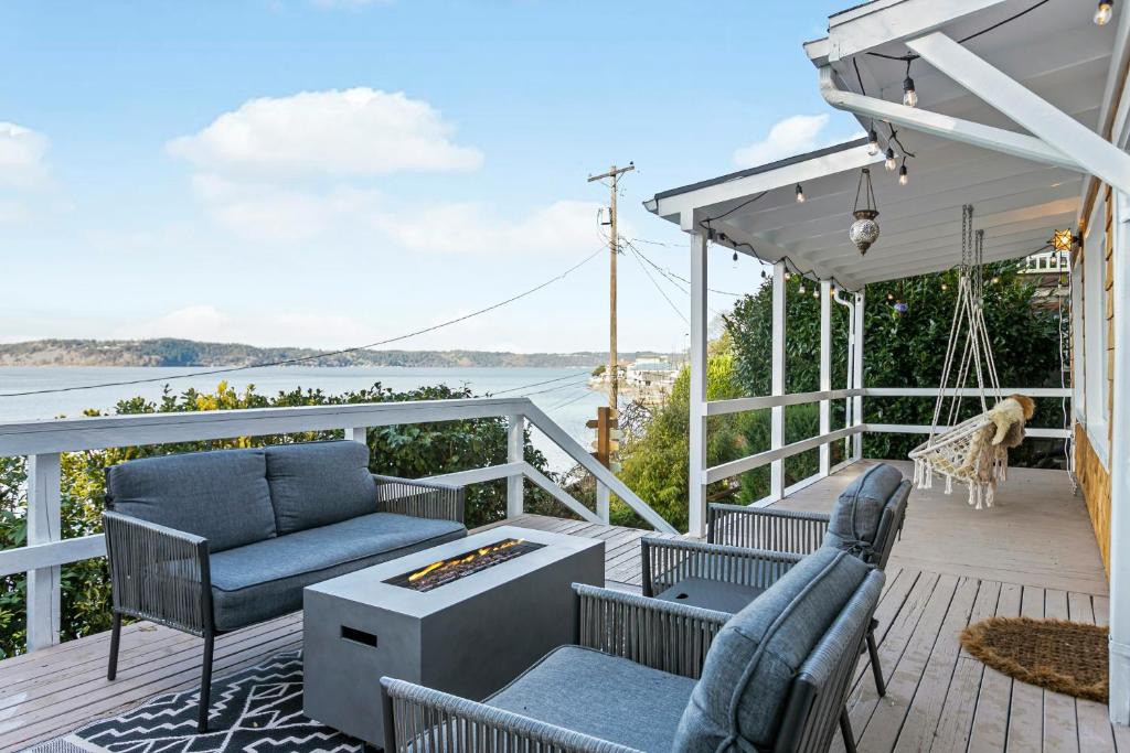 Tacoma House | Cedar & Sage